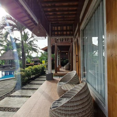 Peraja Bungalows Loyok Sangyang 외부 사진
