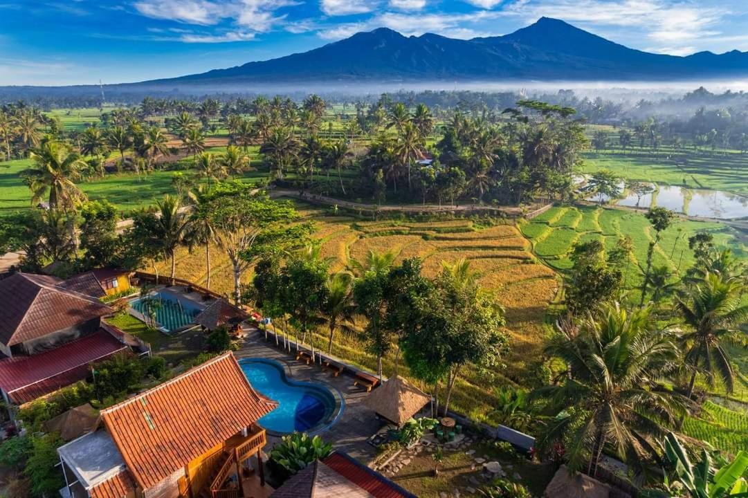 Peraja Bungalows Loyok Sangyang 외부 사진