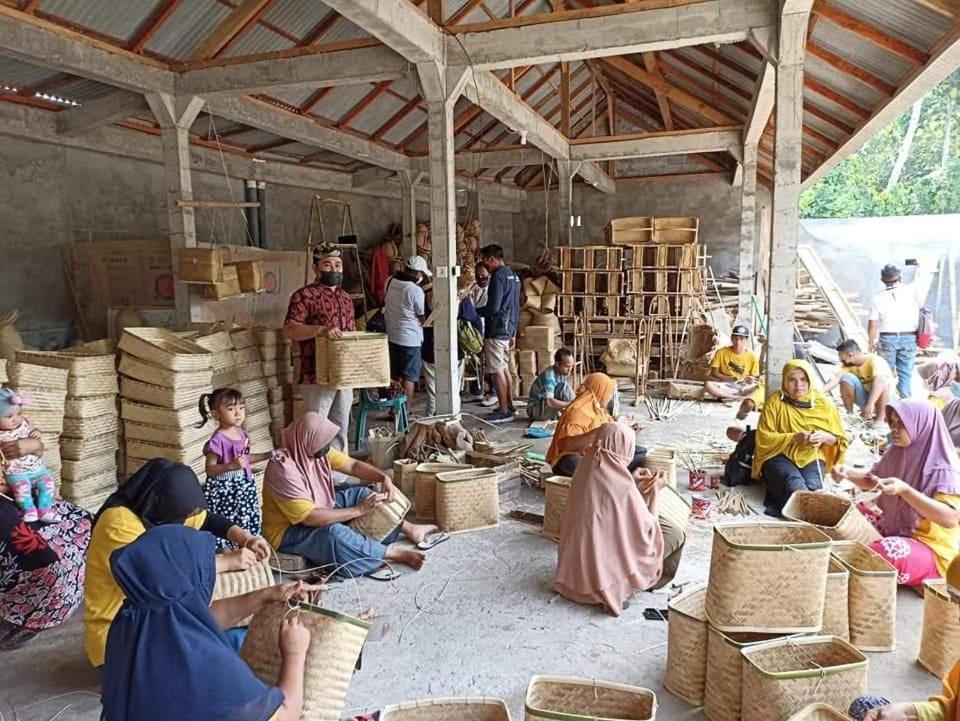 Peraja Bungalows Loyok Sangyang 외부 사진