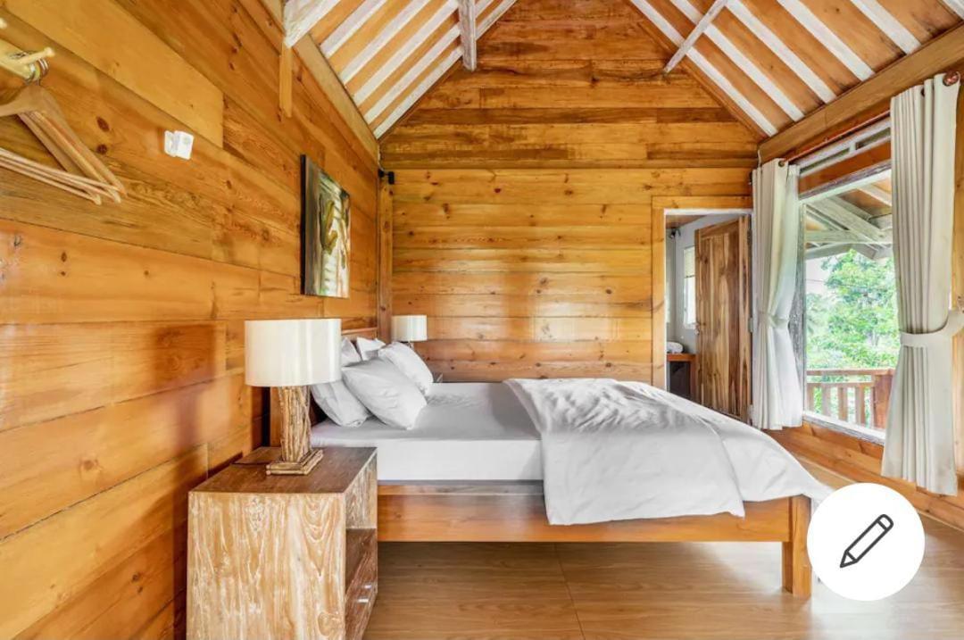 Peraja Bungalows Loyok Sangyang 외부 사진