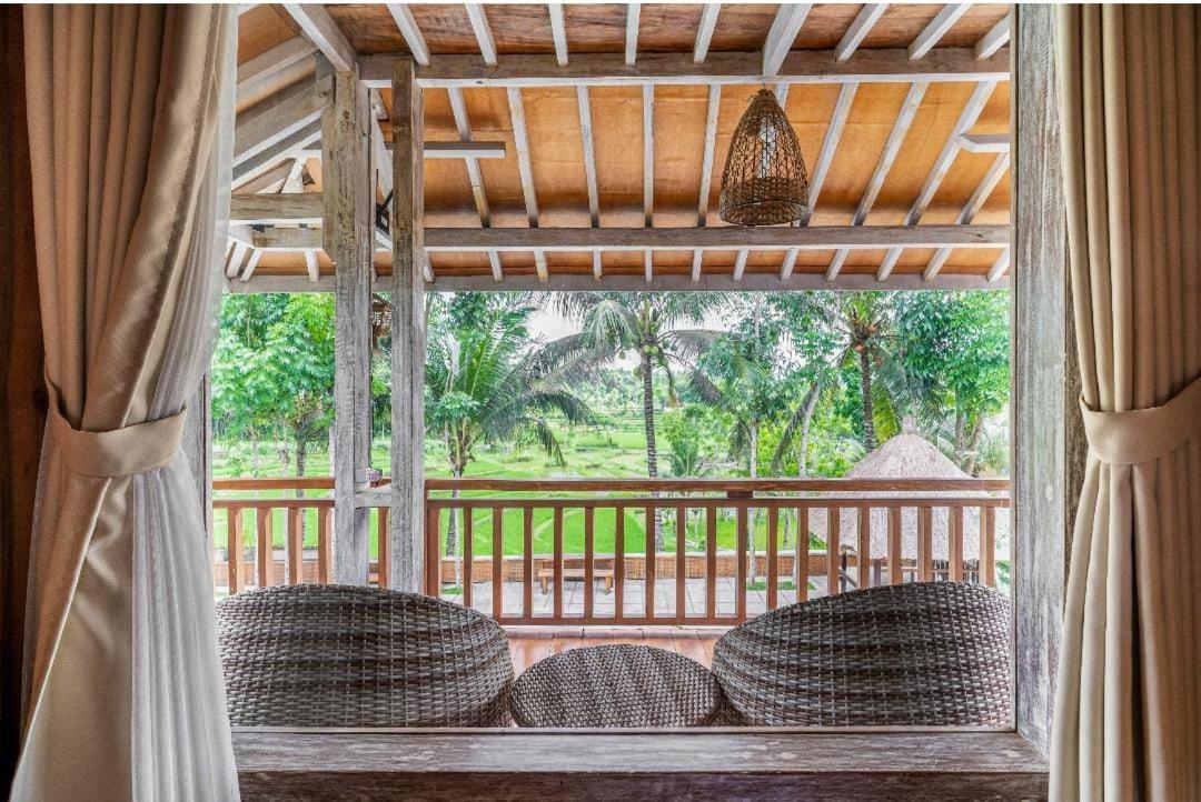 Peraja Bungalows Loyok Sangyang 외부 사진