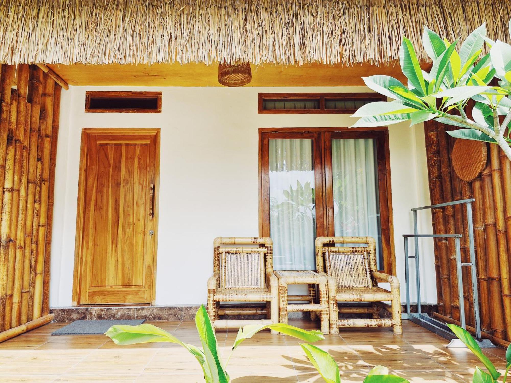 Peraja Bungalows Loyok Sangyang 외부 사진